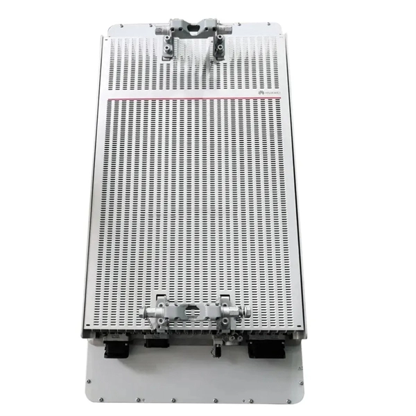 How to connect the power box to the network cabinet 
